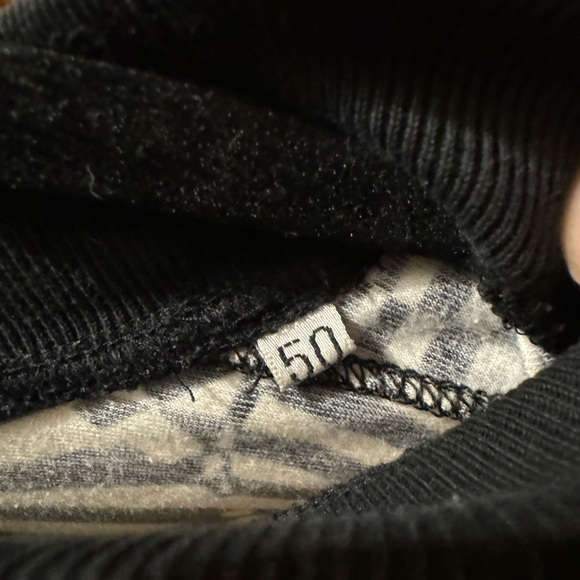 Very Rare Gianni Versace Baroque Optical Greca print Tshirt - Picture 8 of 9